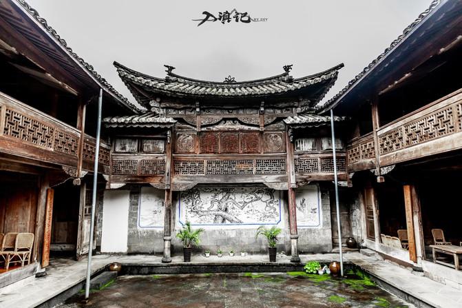 在NBA新赛季季前赛中，骑士队表现怎么样？游戏画面
